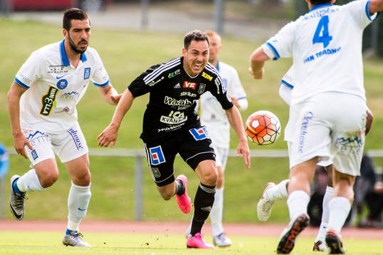 Akropolis Pavlos Mitropoulos och Carlstads Carlstads Bastian Rojas Diaz 