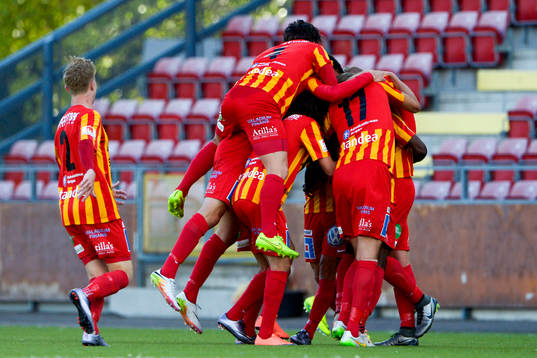 Syrianskas Success Nwousu jublar 1-0