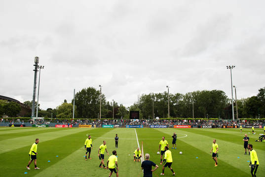 Generell vy över Sveriges fotbollslandslags träning