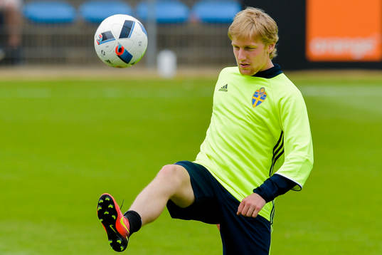 Sveriges Emil Forsberg på Sveriges fotbollslandslags träning