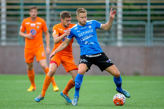 Athletics Filip Rogic och Halmstads Alexander Ruud Tveter