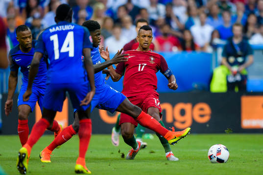 Portugals Nani och Frankrikes Samuel Umtiti