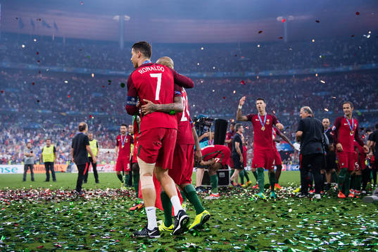 Portugals Cristiano Ronaldo och Ricardo Quaresma