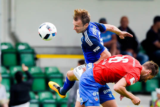 Sundsvalls Lars Christian Krogh Gerson och Helsingborgs