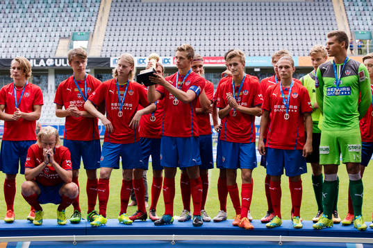 Helsingborg med silverpokalen