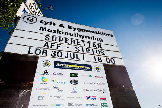 Skylt som annonserar den nästkommande till tänkta matchen på Ängelholms IP