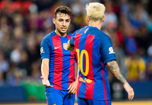 Barcelonas Munir El Haddadi gör 3-0 och gratuleras av Leo Messi
