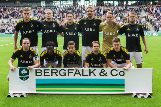 s startelva, övre raden från vänster: Eero Markkanen ,