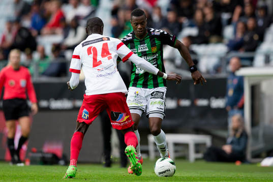 GAIS Liam Loyd Davies mot Assyriskas Aziz Corr Nyang