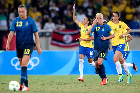 Brasiliens Marta jublar