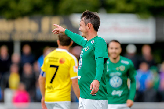 Jönköpings Daryl Smylie jublar