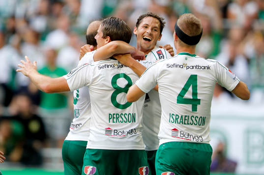 Hammarbys Johan Persson jublar efter 2-1