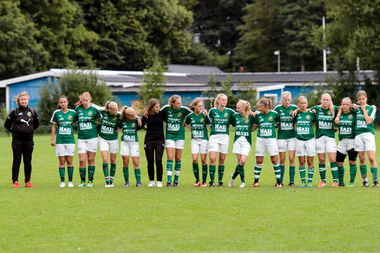 Glumslövs spelare uppställda inför avgörande straffar