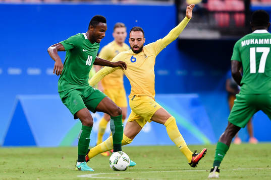 Nigerias John Obi Mikel och Sveriges Abdul Khalili