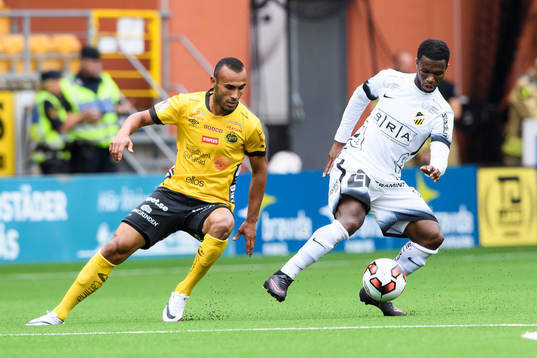 Häckens Mohammed Abubakari och Elfsborgs Issam Jebali