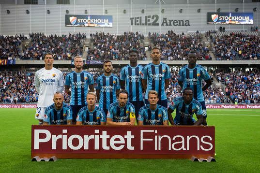  målvakt Kenneth Høie, Alexander Faltsetas, Othman El Kabir, Michael Olunga, Mathias Ranegie och Omar Colley. Nedre raden från vänster: Magnus Eriksson, Elliot Käck, Kevin Walker, Tim Björkström och Kebba Ceesay.