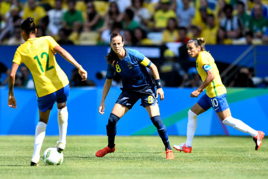 Brasiliens Poliana och Marta och Sveriges Lotta Schelin