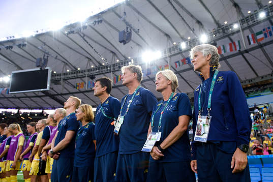 Sveriges målvaktstränare Mikael Olsson, assisterande förbundskapten Lilie Persson och förbundskapten Pia Sundhage innan fotbollsfinalen mellan Sverige och Tyskland den 19 augusti 2016