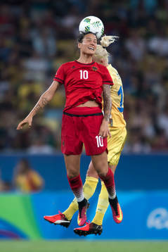 Tysklands Dzsenifer Marozsan i nickduell med Sveriges