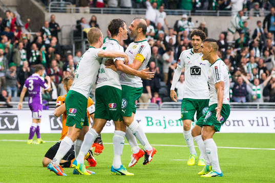 Hammarbys Erik Israelsson, Kennedy Bakircioglu, Romulo