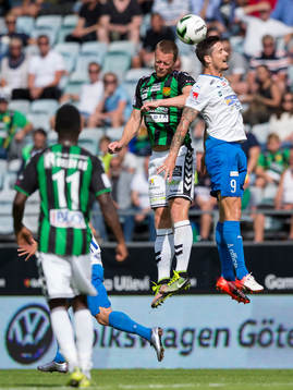 GAIS Björn Andersson i nickduell med Värnamos Pär