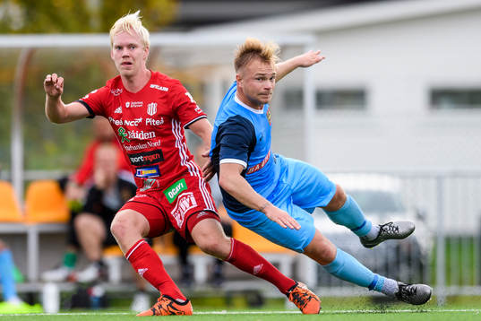 s Kristoffer Thydell och Brommapojkarna:s Christopher