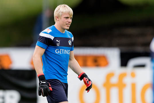 Halmstads målvakt Isak Pettersson före fotbollsmatchen i