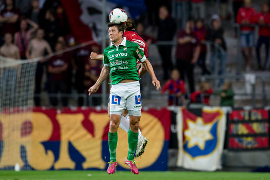 Ljungskiles Hannes Stiller i nickduell med Örgrytes Hampus