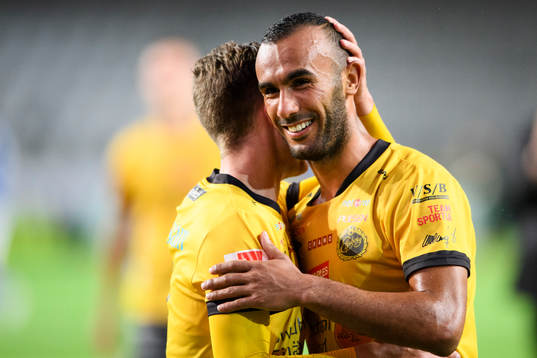 Elfsborgs Issam Jebali är glad