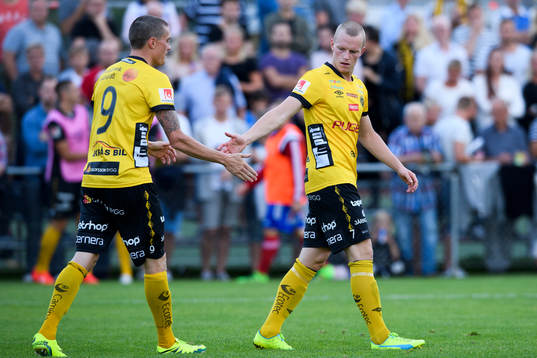Elfsborgs Daniel Gustavsson jublar efter att gjort mål
