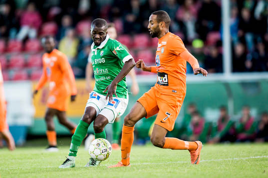 Ljungskiles Yussif Chibsah före Athletics Ferid Ali