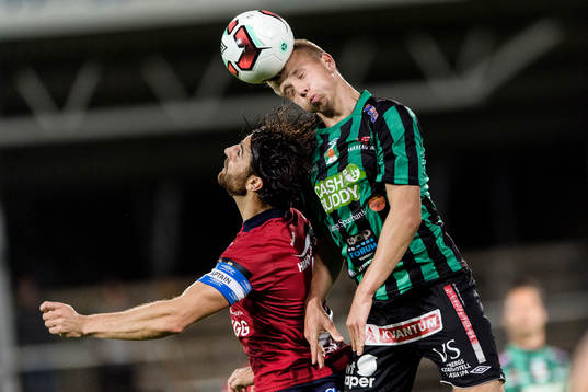 Varbergs Ivan Näsberg och Örgrytes George Mourad