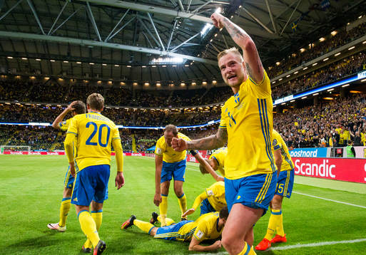 Sveriges John Guidetti  jublar