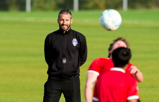 Tränare Gianluca Zambrotta