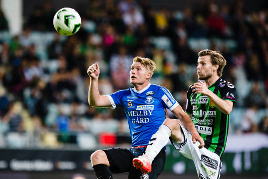 Trelleborgs Robin Andersson och GAIS Johan Lundgren i