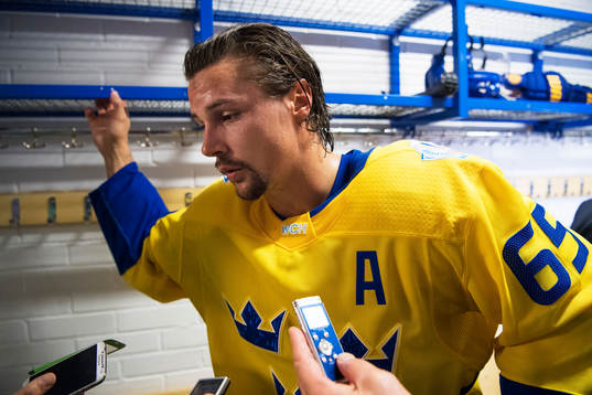 Sveriges Erik Karlsson