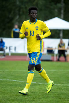 Sveriges Jack Lahne  i fotbollsmatchen mellan Sverige och