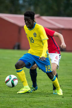 Sveriges Jack Lahne  i fotbollsmatchen mellan Sverige och