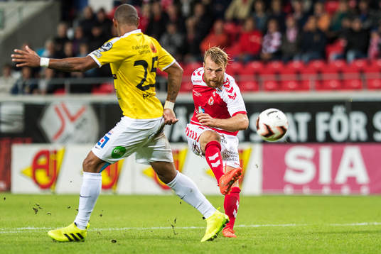 Kalmars Henri Anier och Falkenbergs Felipe Carvalho