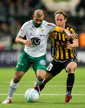 Hammarbys Kennedy Bakircioglu och Häckens Rasmus Schuller