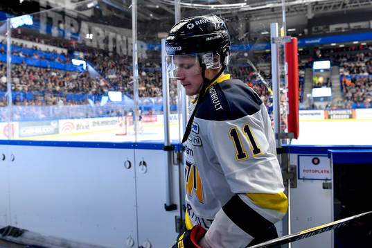 s Simon Önerud fick matchstraff