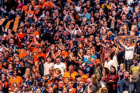 Växjös supportrar jublar