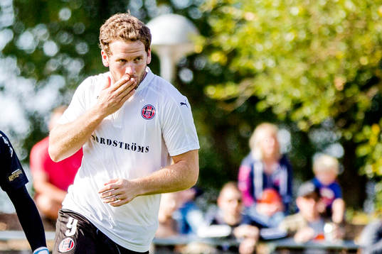 Hittarps Felix Erlanson jublar efter sitt mål