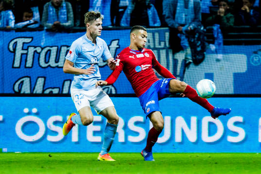 Malmö FFs Mattias Svanberg och Helsingborgs Jordan Larsson