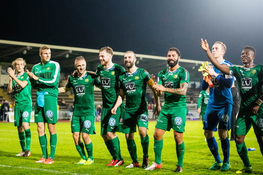 Hammarbys spelare jublar