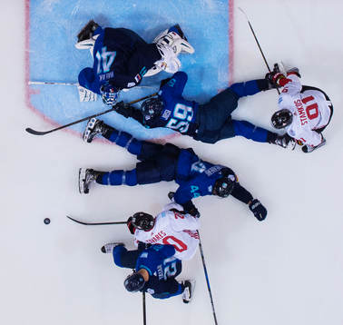 Europas målvakt Jaroslav Halak, Tomas Tatar, Roman Josi