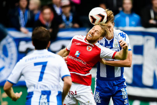 Kalmars Henri Anier och IFK Göteborgs Thomas Rogne