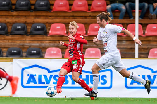 s Henrik Millbert och Team TGs Jonas Nilsson