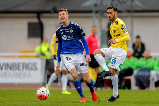 Falkenbergs Amin Nazari och Sundsvalls Johan Eklund