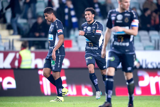 Gefles Joshua Nadeau jublar efter att han gjort 3-3